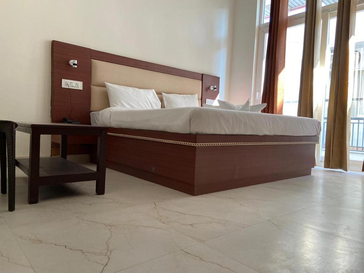 Hotel The Shivaay - Delight Inn Rishīkesh Екстериор снимка